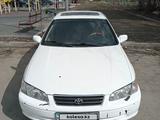 Toyota Camry 2001 года за 2 800 000 тг. в Алматы – фото 5