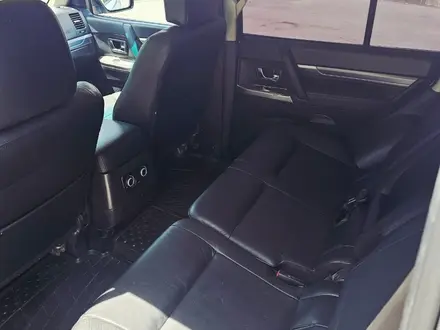 Mitsubishi Pajero 2012 года за 9 900 000 тг. в Алматы – фото 9