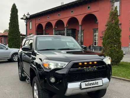 Toyota 4Runner 2016 года за 17 500 000 тг. в Алматы