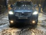 Volkswagen Touareg 2005 годаүшін4 950 000 тг. в Алматы