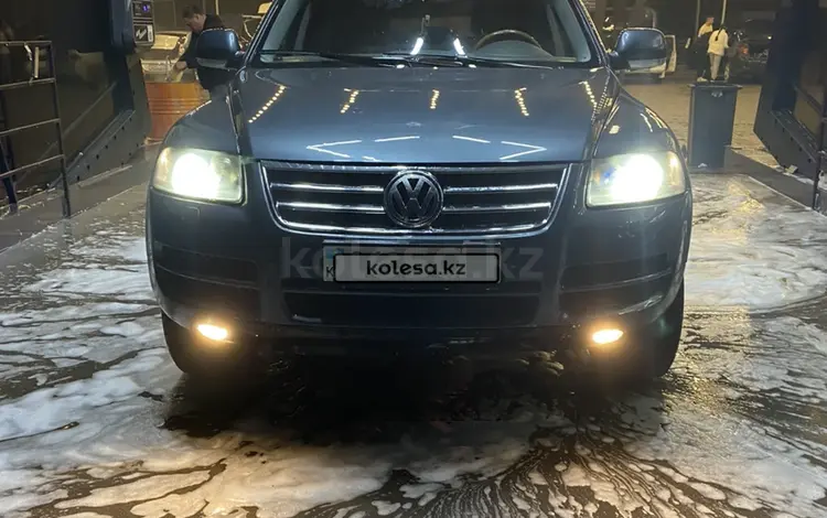 Volkswagen Touareg 2005 годаүшін4 950 000 тг. в Алматы