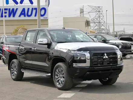 Mitsubishi L200 DC Intense 2025 года за 14 850 000 тг. в Алматы