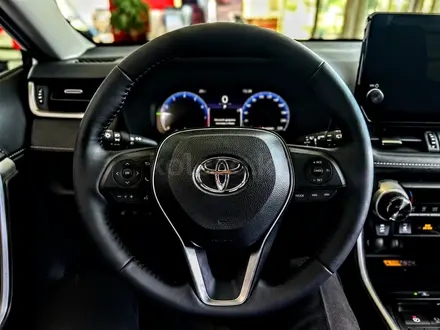 Toyota RAV4 Luxe 2025 года за 18 690 000 тг. в Усть-Каменогорск – фото 13