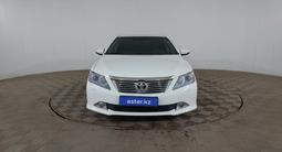 Toyota Camry 2012 года за 6 230 000 тг. в Шымкент – фото 2