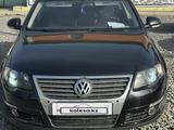 Volkswagen Passat 2005 года за 3 500 000 тг. в Актобе – фото 2