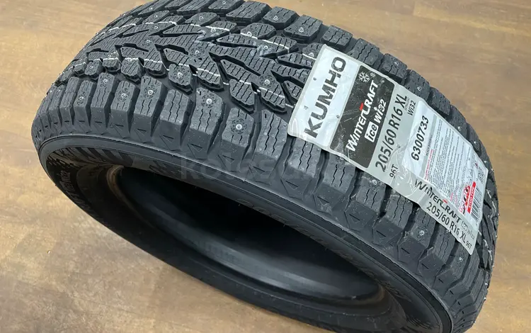 205/60r16 Kumho Wintercraft Ice WI32 за 50 000 тг. в Астана