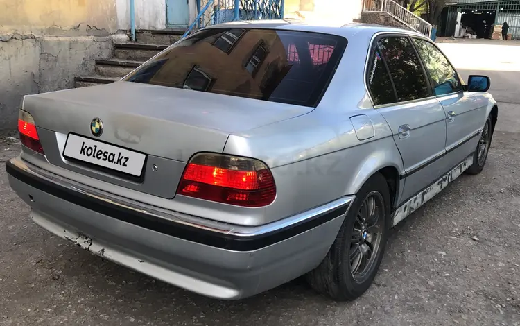 BMW 730 1996 года за 3 500 000 тг. в Караганда
