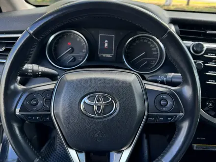 Toyota Camry 2018 года за 12 000 000 тг. в Астана – фото 18