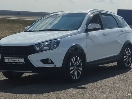 ВАЗ (Lada) Vesta SW Cross 2021 года за 8 900 000 тг. в Актобе