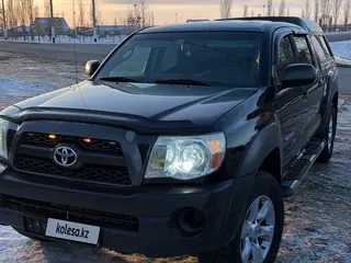 Toyota Tacoma, 2011