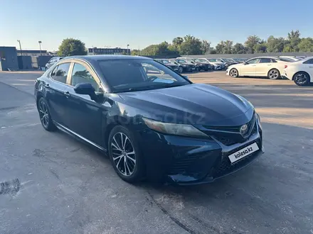 Toyota Camry 2020 года за 9 361 625 тг. в Алматы – фото 5