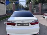 Toyota Camry 2014 года за 10 800 000 тг. в Алматы – фото 2