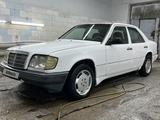 Mercedes-Benz E 220 1993 годаfor1 400 000 тг. в Караганда – фото 2