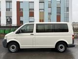 Volkswagen Transporter 2008 года за 8 800 000 тг. в Астана – фото 2