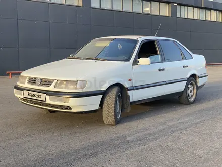 Volkswagen Passat 1993 года за 1 550 000 тг. в Астана – фото 8