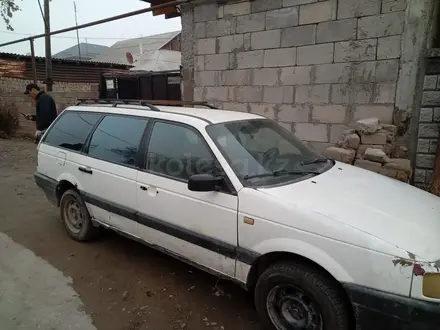 Volkswagen Passat 1992 года за 660 000 тг. в Атакент