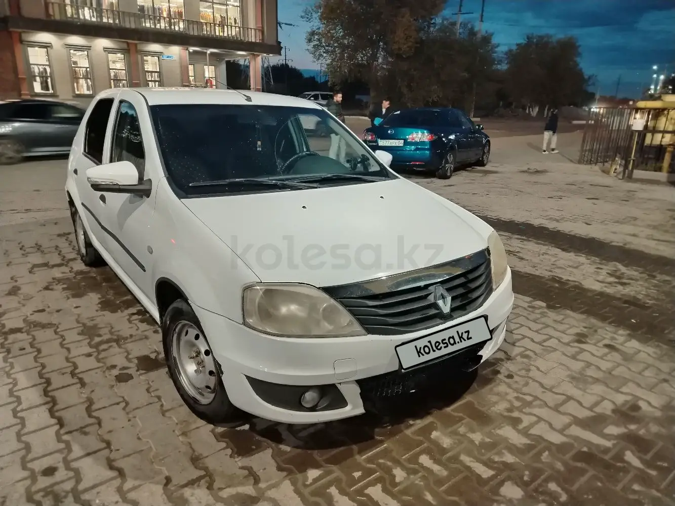 Renault Logan, 2012