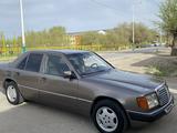 Mercedes-Benz E 230 1989 годаfor1 200 000 тг. в Кызылорда