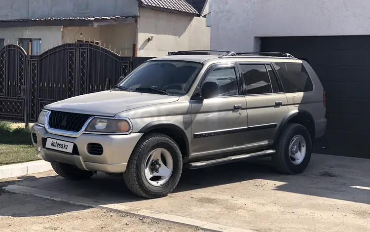 Mitsubishi Montero Sport 2000 годаfor4 200 000 тг. в Уральск