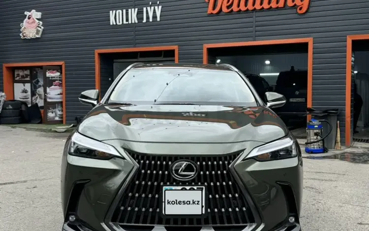Lexus NX 350h 2022 годаfor31 800 000 тг. в Алматы