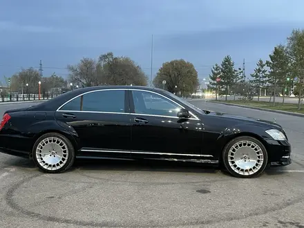 Mercedes-Benz S 500 2007 года за 6 000 000 тг. в Тараз – фото 2