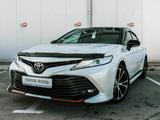 Toyota Camry 2021 года за 14 950 000 тг. в Актау