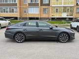 Hyundai Sonata 2023 годаүшін11 300 000 тг. в Костанай – фото 4