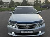 Toyota Camry 2014 годаүшін7 900 000 тг. в Тараз – фото 2