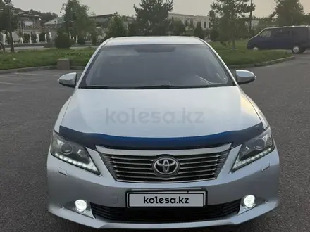 Toyota Camry 2014 года за 7 900 000 тг. в Тараз – фото 2