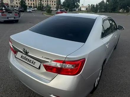 Toyota Camry 2014 года за 7 900 000 тг. в Тараз – фото 16