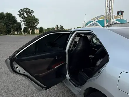 Toyota Camry 2014 года за 7 900 000 тг. в Тараз – фото 21