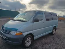 Toyota HiAce, 1997