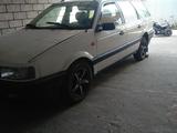Volkswagen Passat 1993 года за 1 400 000 тг. в Алматы – фото 2
