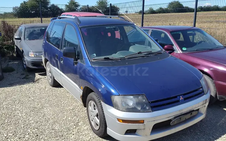 Mitsubishi Space Runner 2000 года за 10 000 тг. в Караганда