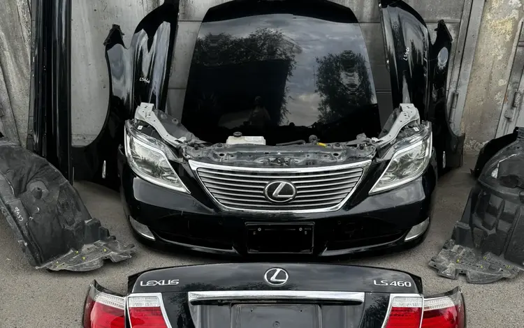 Ноускат фары бампер крыло капот решетка радиатор вентилятор багажник фонари за 450 тг. в Алматы