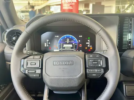 Toyota Land Cruiser Prado Comfort 2025 года за 30 990 000 тг. в Астана – фото 15