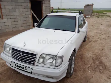 Mercedes-Benz E 220 1994 года за 1 600 000 тг. в Шымкент