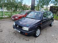 Volkswagen Golf 1994 года за 1 350 000 тг. в Астана
