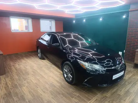 Toyota Camry 2015 года за 7 600 000 тг. в Астана – фото 4