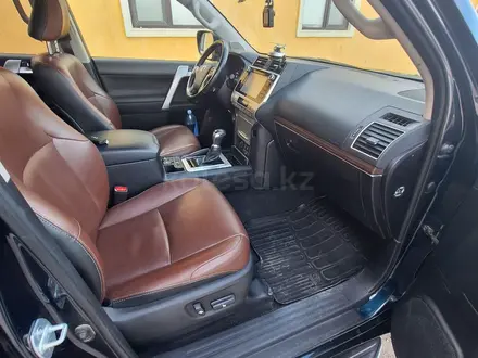 Toyota Land Cruiser Prado 2019 года за 27 000 000 тг. в Атырау – фото 6