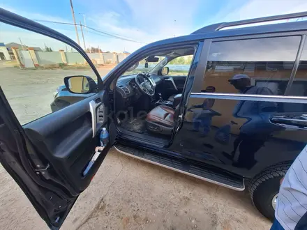 Toyota Land Cruiser Prado 2019 года за 27 000 000 тг. в Атырау – фото 14