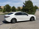 Toyota Camry 2024 года за 19 500 000 тг. в Туркестан – фото 3