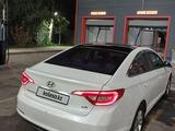 Hyundai Sonata 2015 годаүшін6 600 000 тг. в Алматы – фото 3