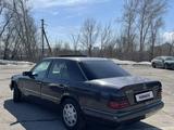 Mercedes-Benz E 220 1994 года за 2 000 000 тг. в Усть-Каменогорск – фото 4