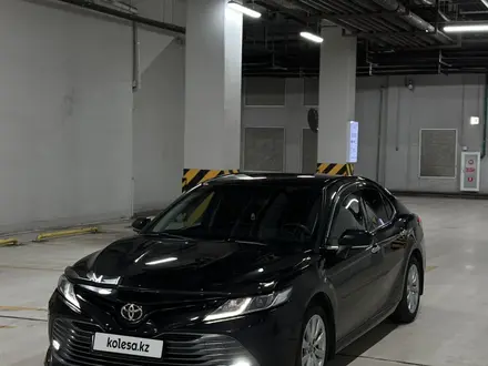 Toyota Camry 2019 года за 13 500 000 тг. в Астана – фото 5