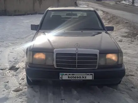 Mercedes-Benz E 230 1989 года за 800 000 тг. в Алматы – фото 2