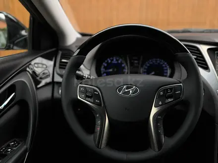 Hyundai Grandeur 2014 года за 8 700 000 тг. в Алматы – фото 31