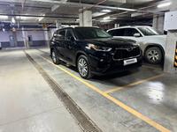 Toyota Highlander 2022 годаүшін29 900 000 тг. в Астана