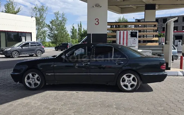 Mercedes-Benz E 320 2000 годаүшін3 200 000 тг. в Астана