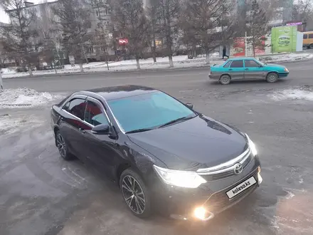 Toyota Camry 2016 года за 9 300 000 тг. в Костанай – фото 2